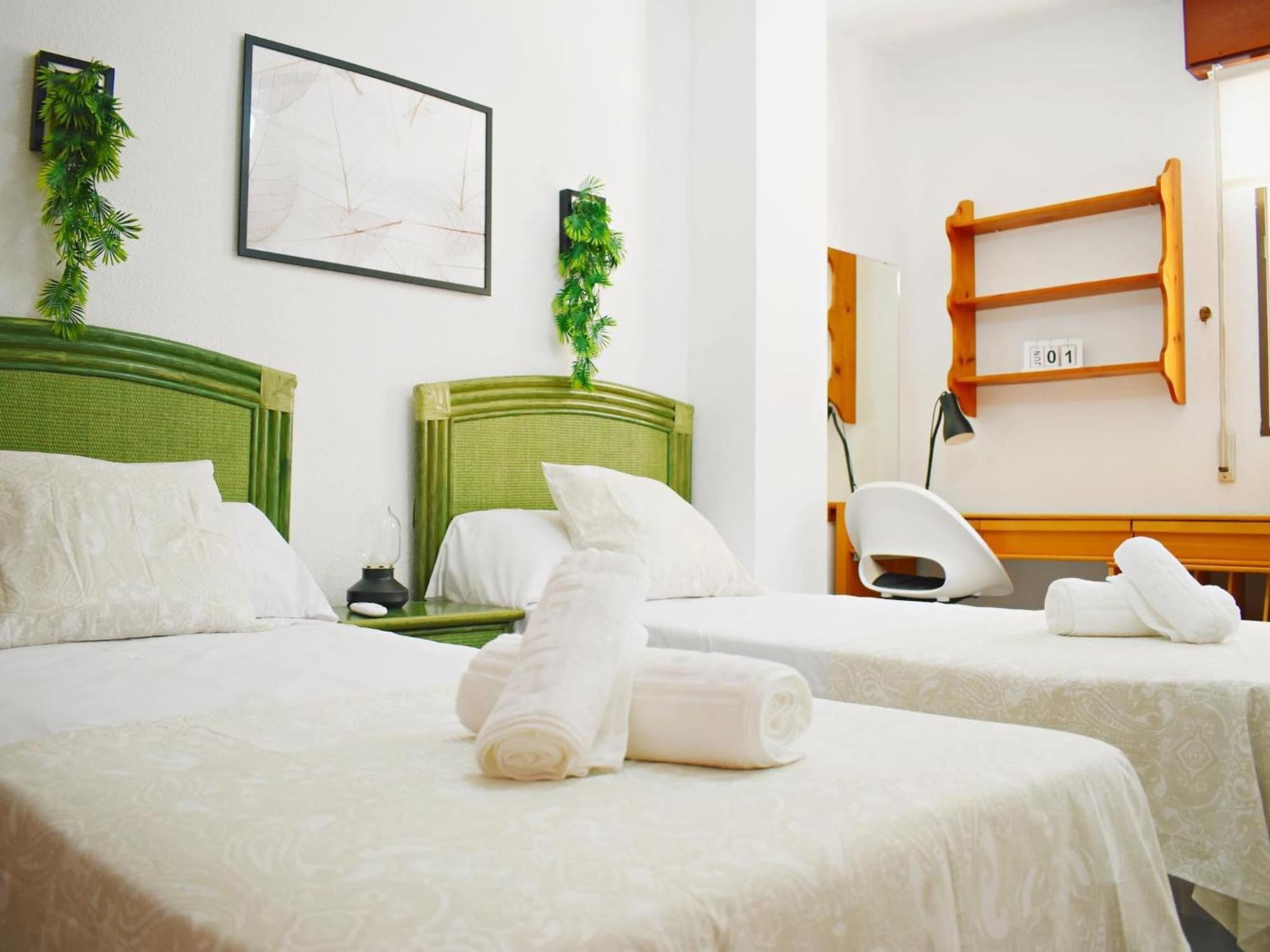 Amplio Y Luminoso Apartamento Cerca Del Centro Y La Playa Con Piscina Y Parking Privado Malaga Ngoại thất bức ảnh