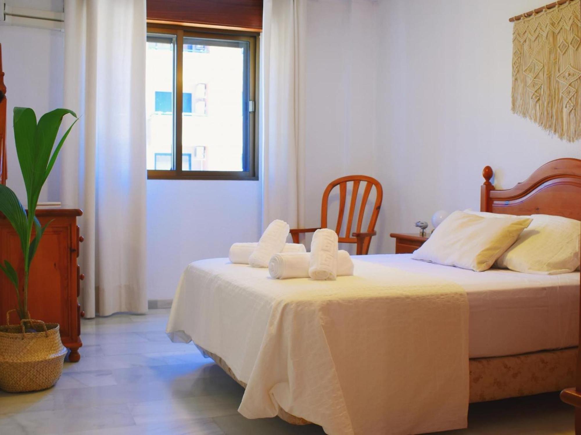 Amplio Y Luminoso Apartamento Cerca Del Centro Y La Playa Con Piscina Y Parking Privado Malaga Ngoại thất bức ảnh
